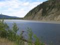 Der Klondike-River führt klares Wasser, während der Yukon braun daherkommt. Dies führt beim Zusammenfluss zu einem tollen Spektakel