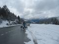 Auf dem Ofenpass lag noch recht viel Schnee und die Abfahrt war empfindlich kühl